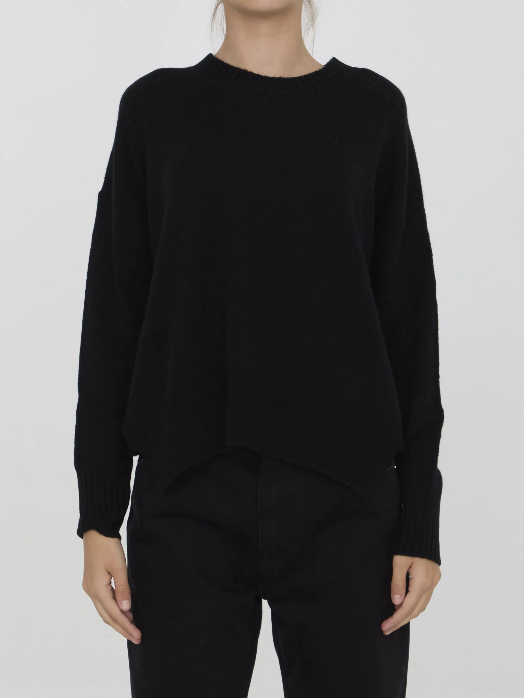 Allude Cashmere Jumper in Black