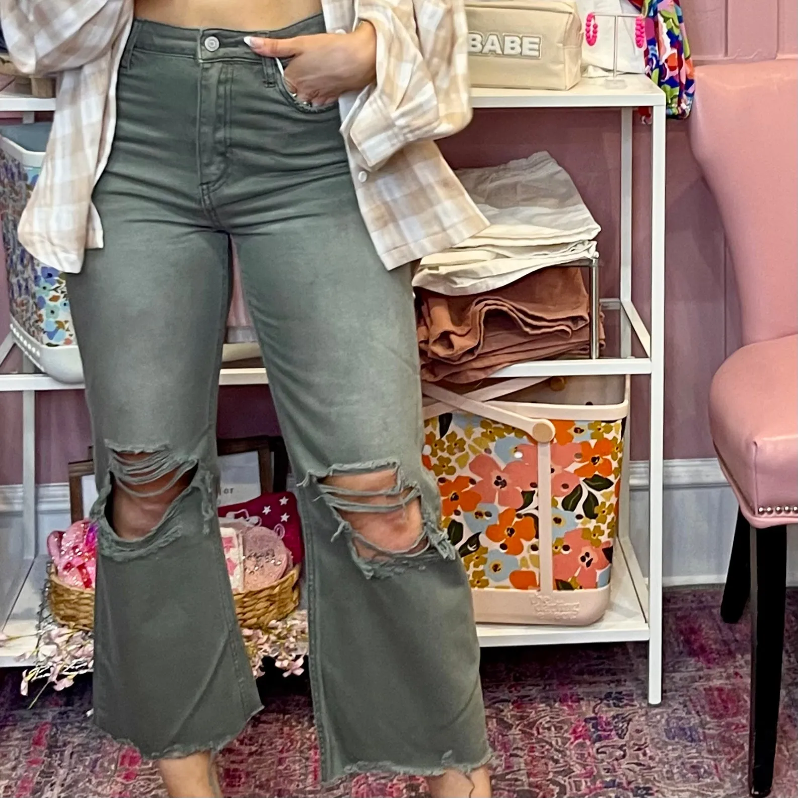 Billie 90's Distressed Vintage Crop Jeans in Washed Olive