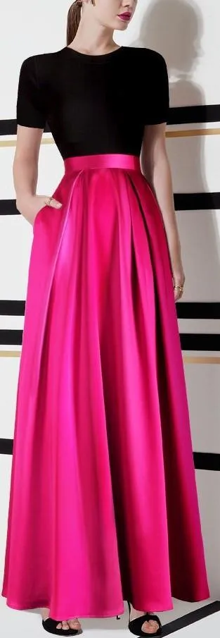 Black Knit Tee & Long Pleated Maxi Skirt in Pink