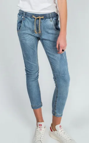 DRICOPER ACTIVE DENIM JEANS IN LIGHTIES