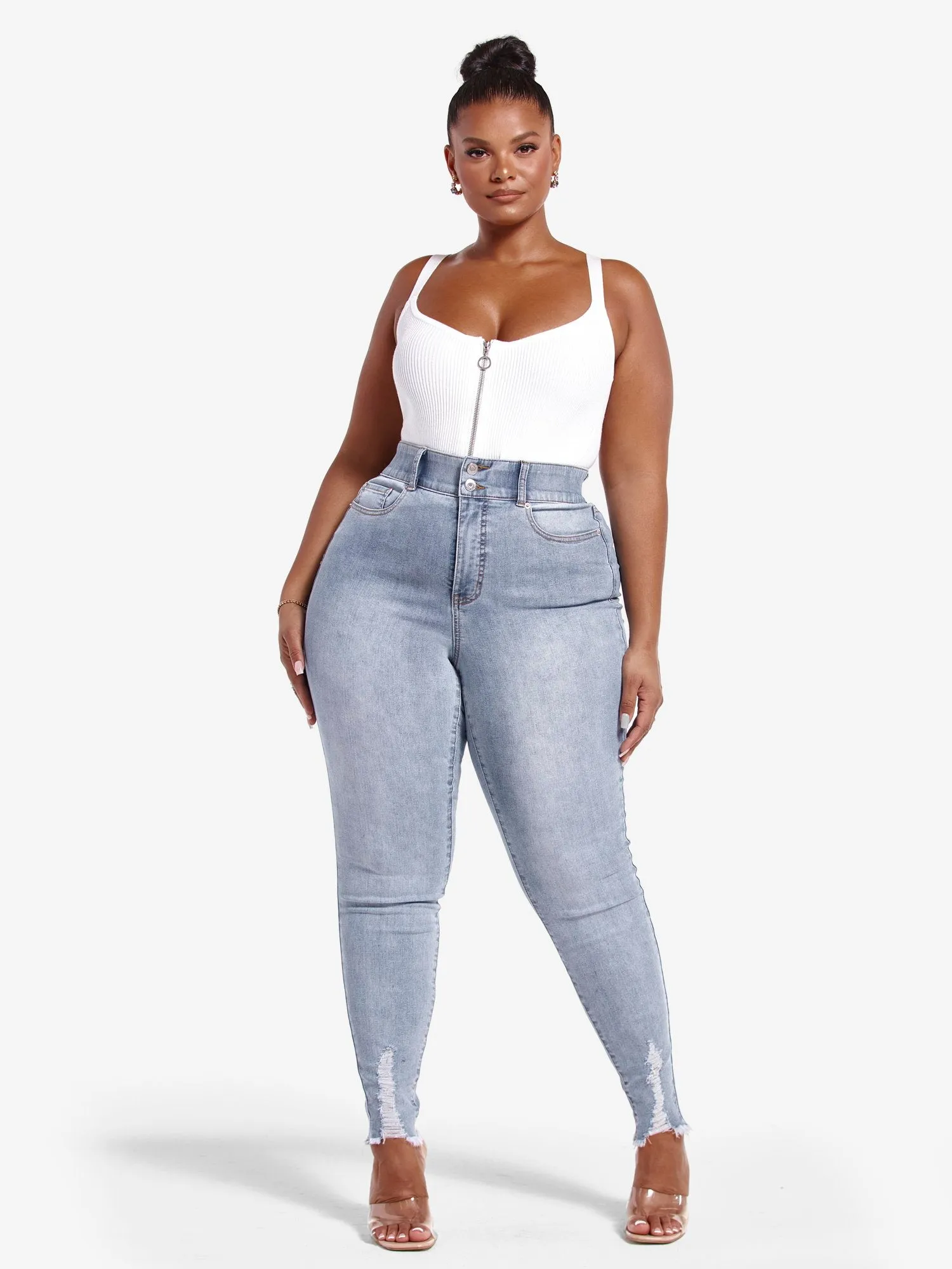 High Rise Destructed Curvy Fit Skinny Jeans