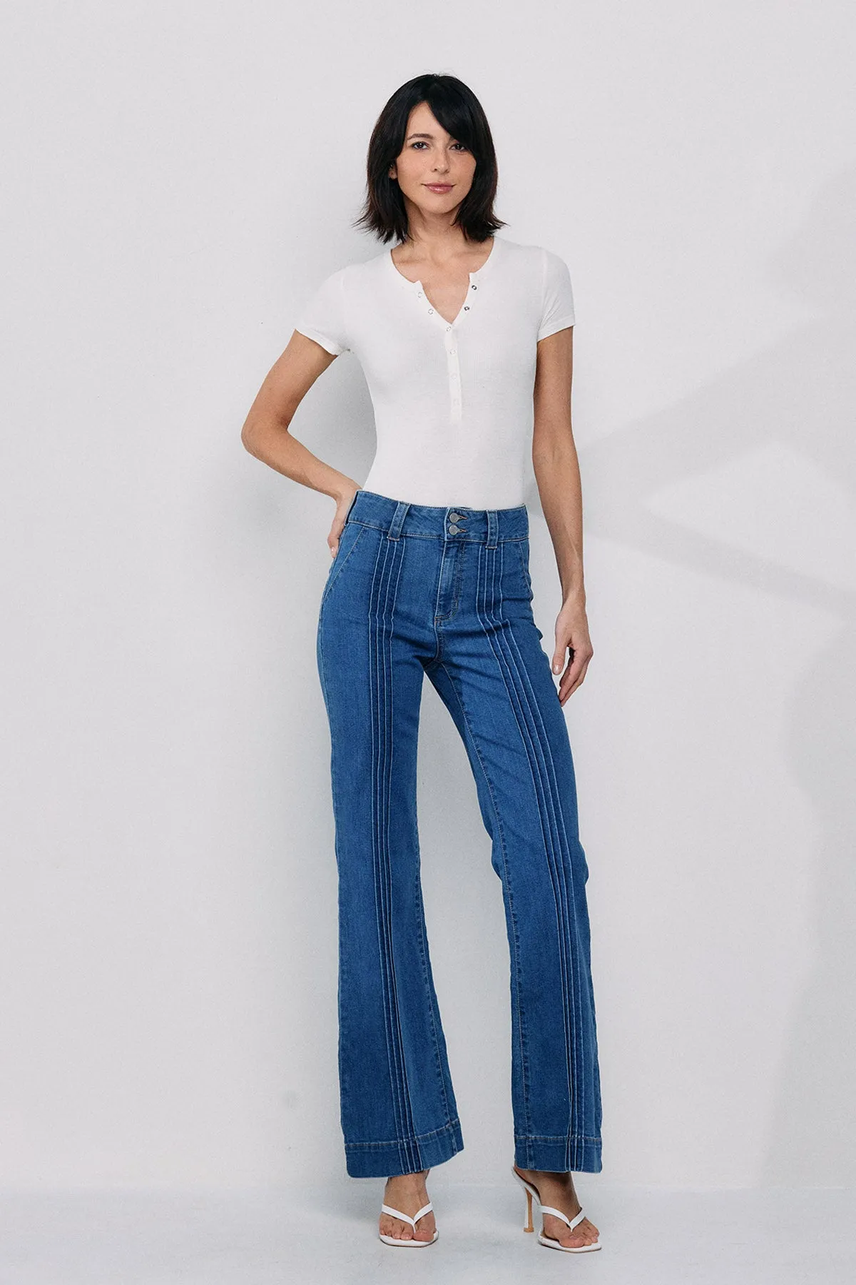 HIGH RISE FLARE STRETCH DENIM IN MEDIUM BLUE   / SP-P12206