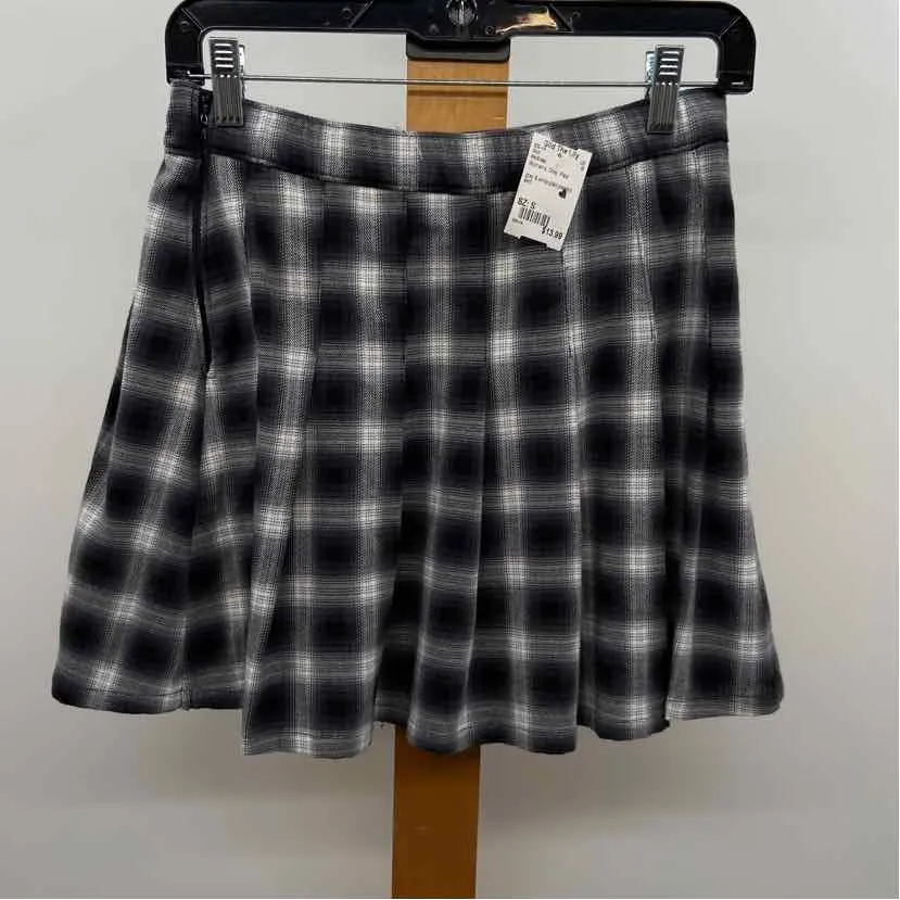 Hollister Women's Size S Gray Plaid Skirt