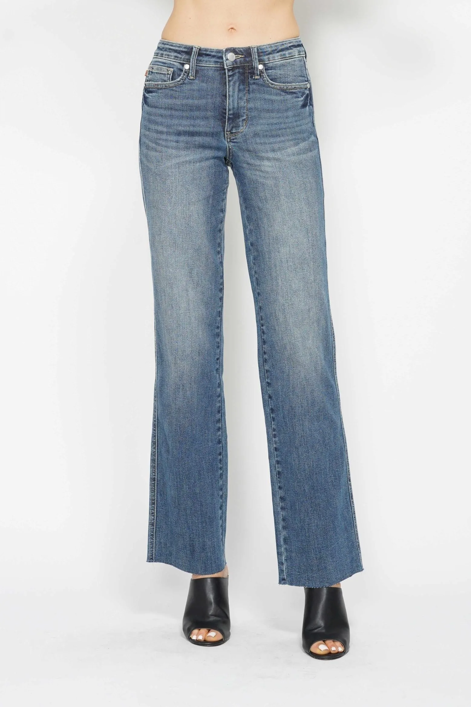 Judy Blue Medium Rise Tummy Control Vintage Straight Jeans