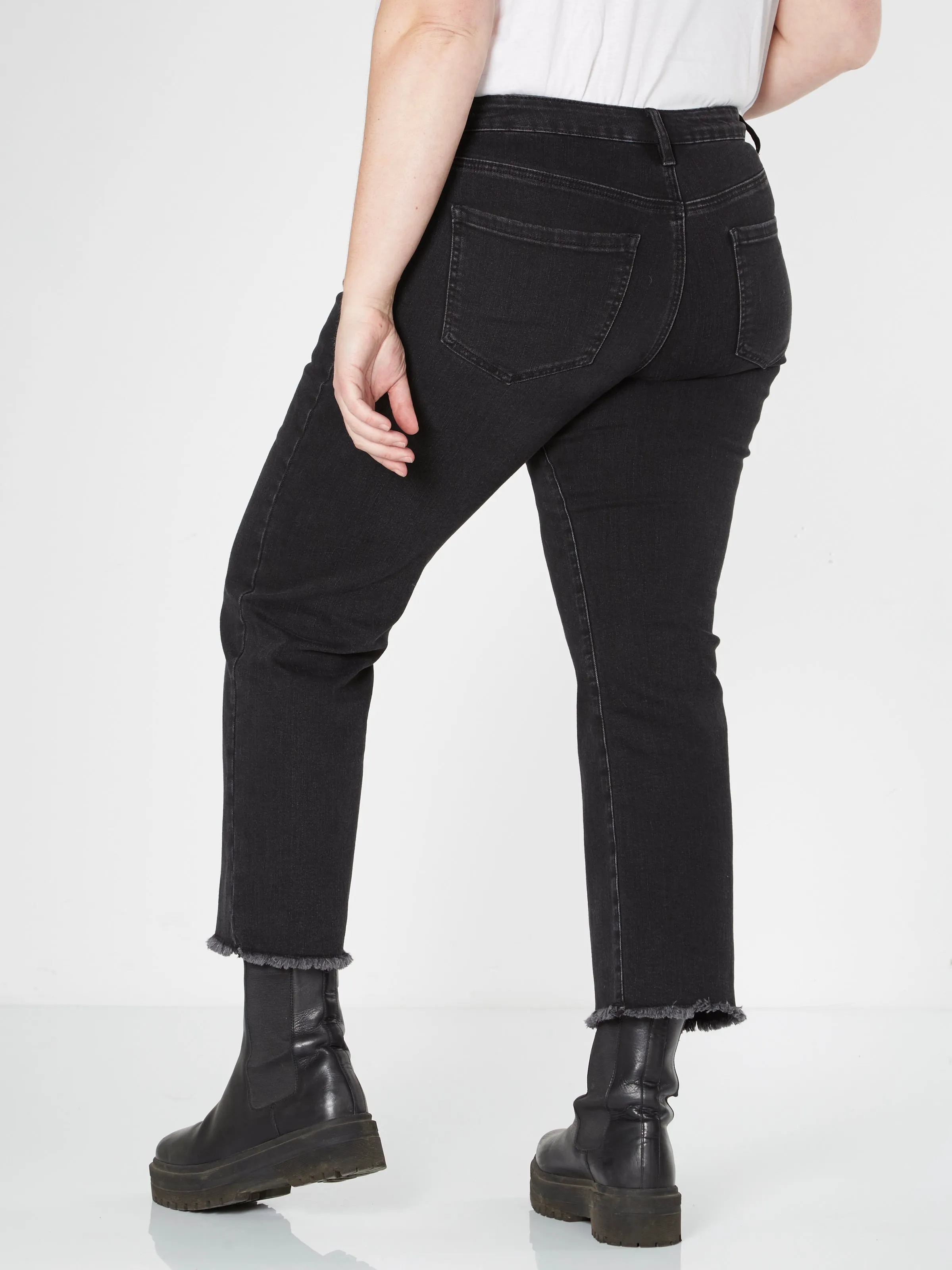 SIA SKY JEANS - Black Denim