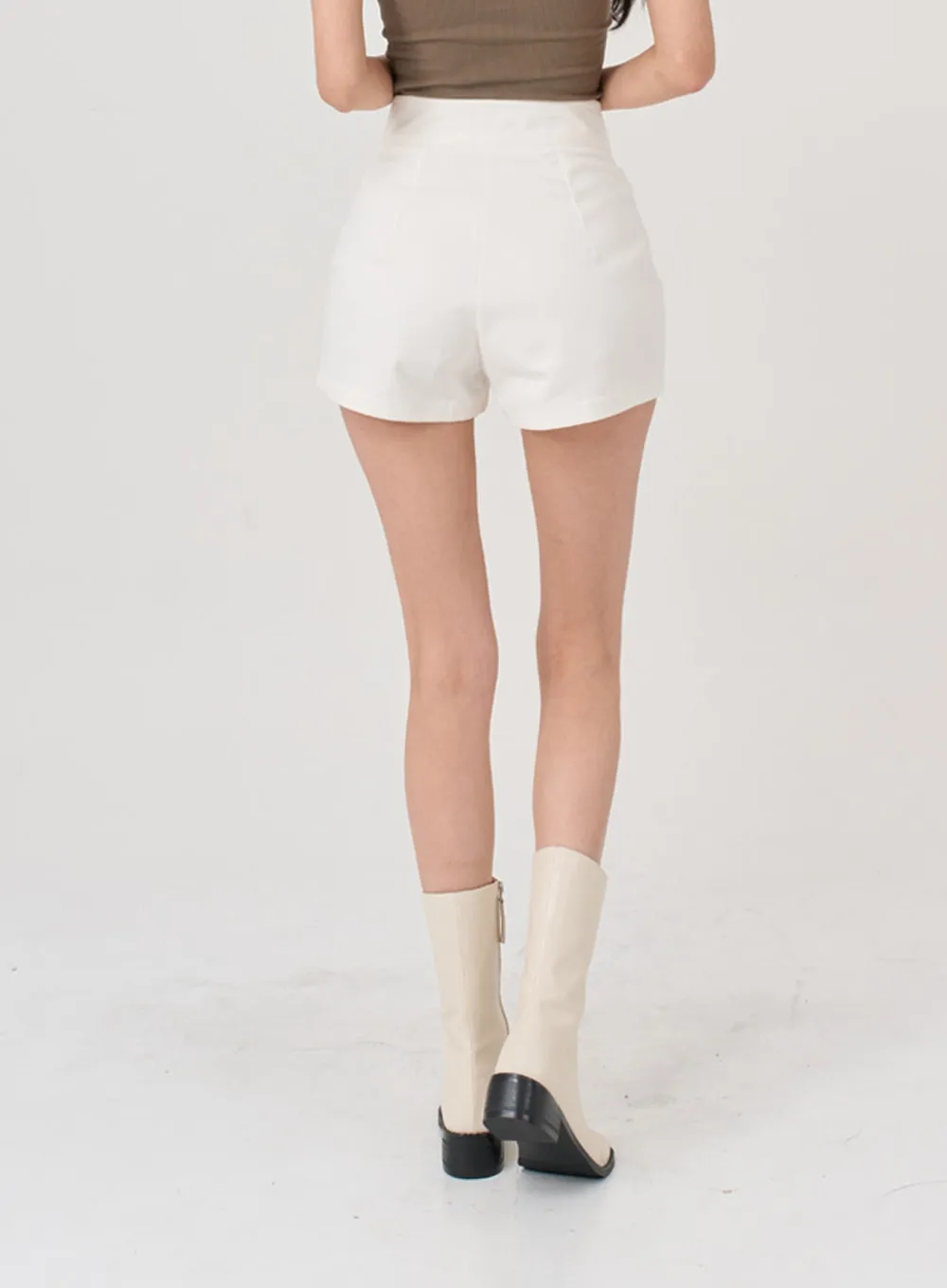 Side Belt Slit High Waist Short Pants IG18