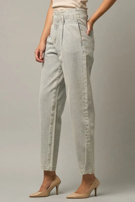 TEEK - LIGHT WASH HIGH RISE BALLOON JEANS