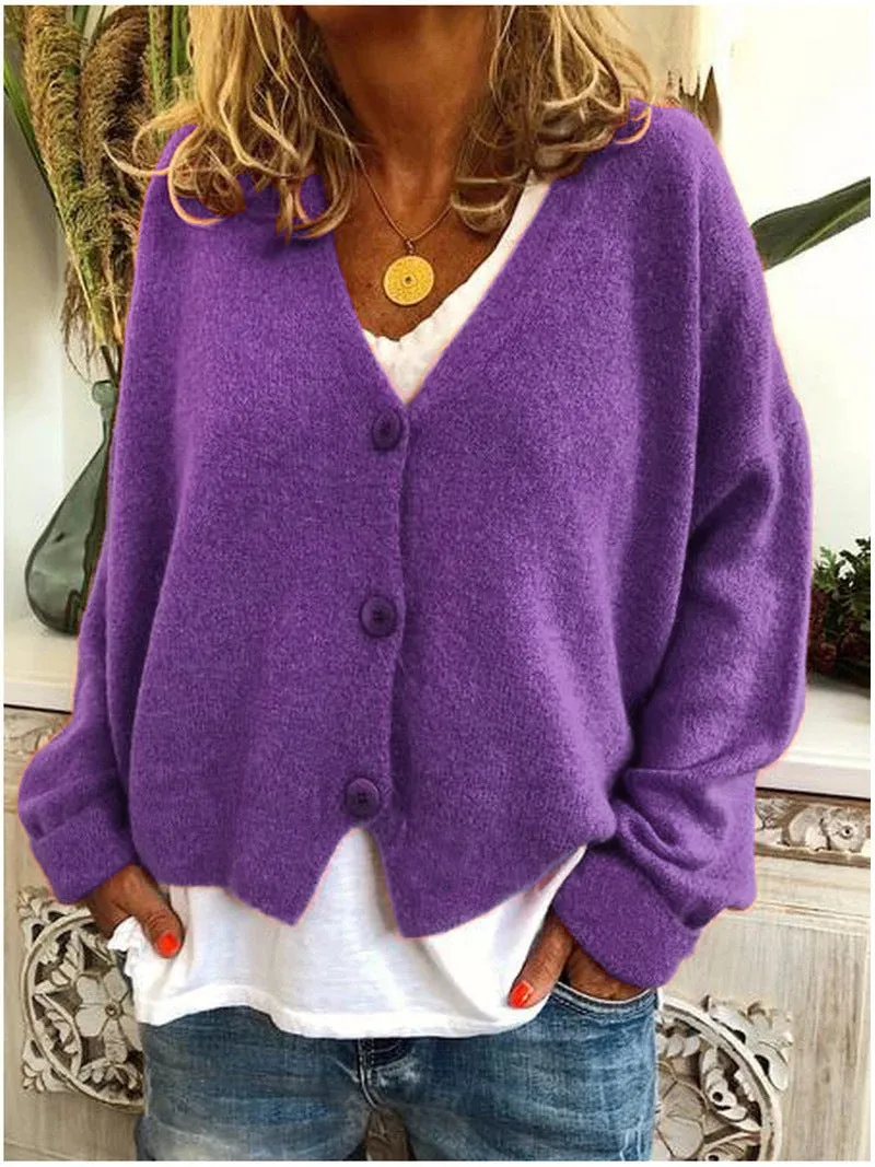 Women's Warm Short V-neck Cardigan with Buttons | Ideal for Autumn/Winter